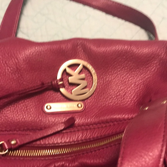 Wine coloured Michael Kors leather purse - Picture 5 of 5